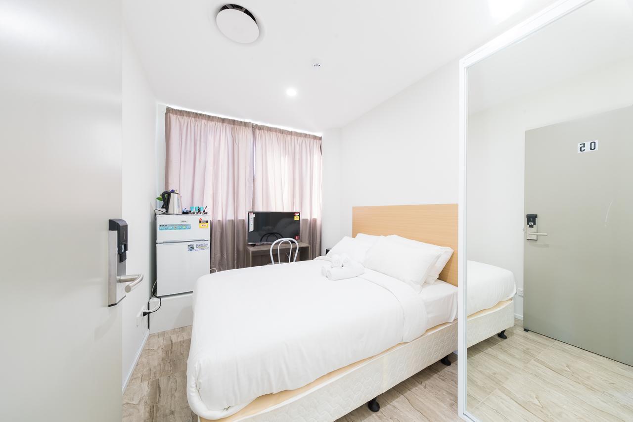 Dixon Residences Hotel 3*